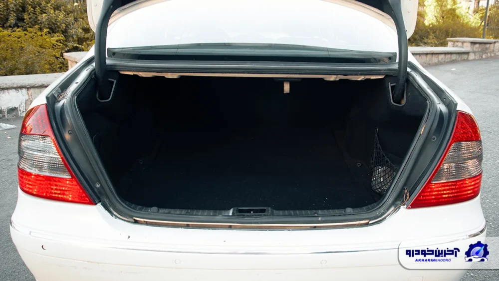 مرسدس بنز E350 اتاق W211