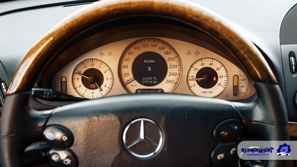 مرسدس بنز E350 اتاق W211