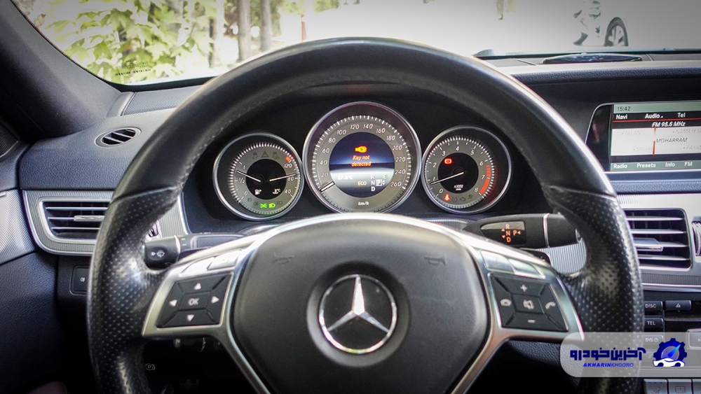 مرسدس بنز E200 مدل 2014 اتاق W212