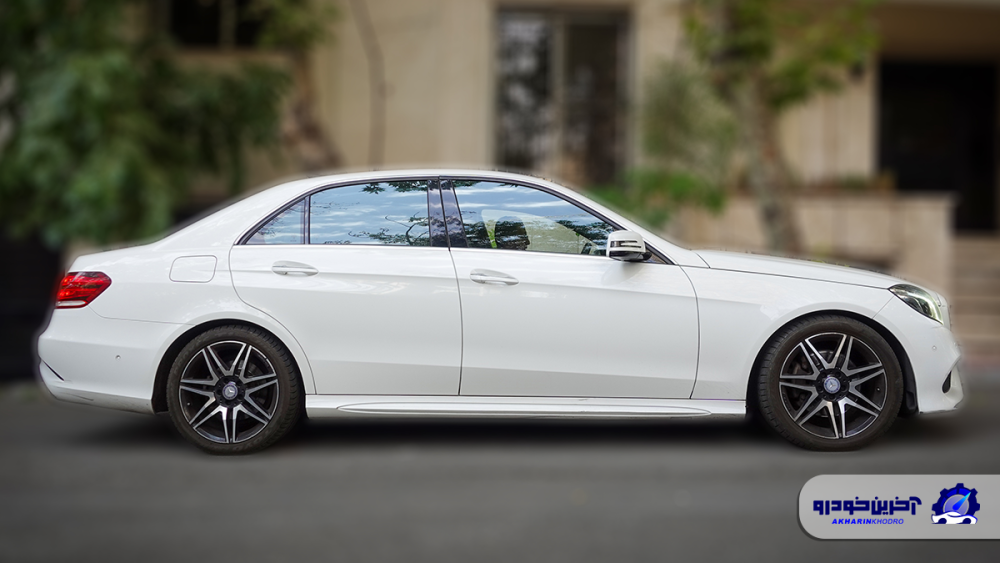 مرسدس بنز E200 مدل 2014 اتاق W212