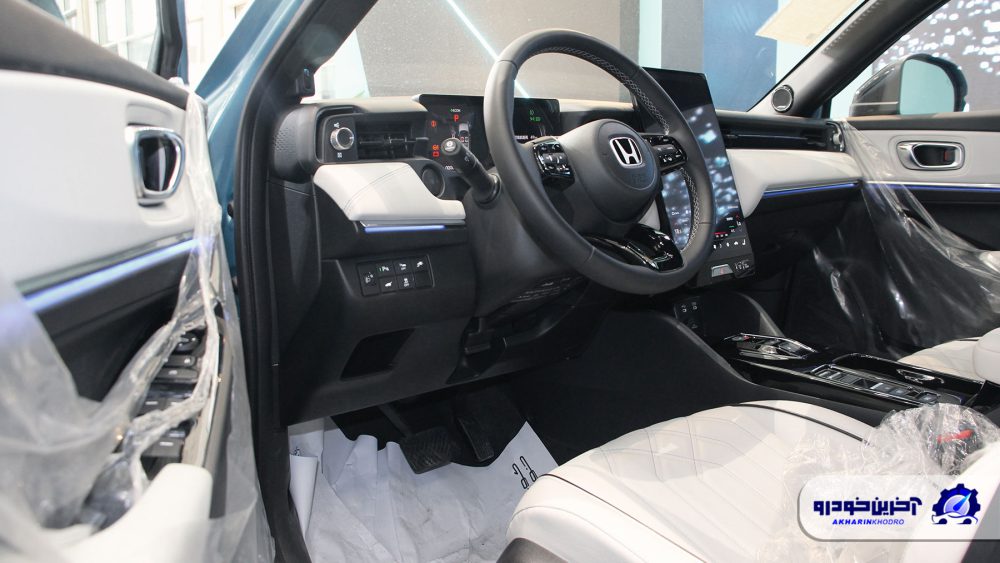 فضای داخل هوندا ENS1