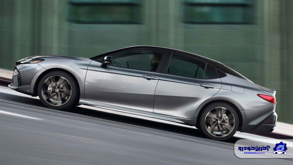 نمای جانبی تویوتا کمری 2025