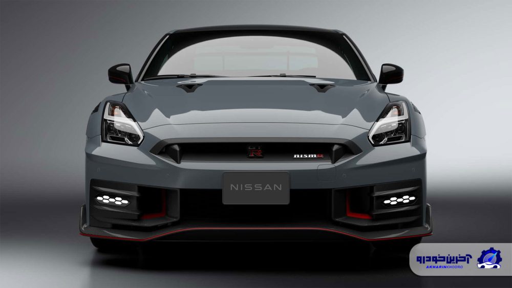 نمای رو به رو نیسان GT-R 2025