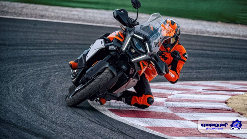 بررسی موتورسیکلت KTM 1390 Super Adventure S Evo مدل ۲۰۲۵