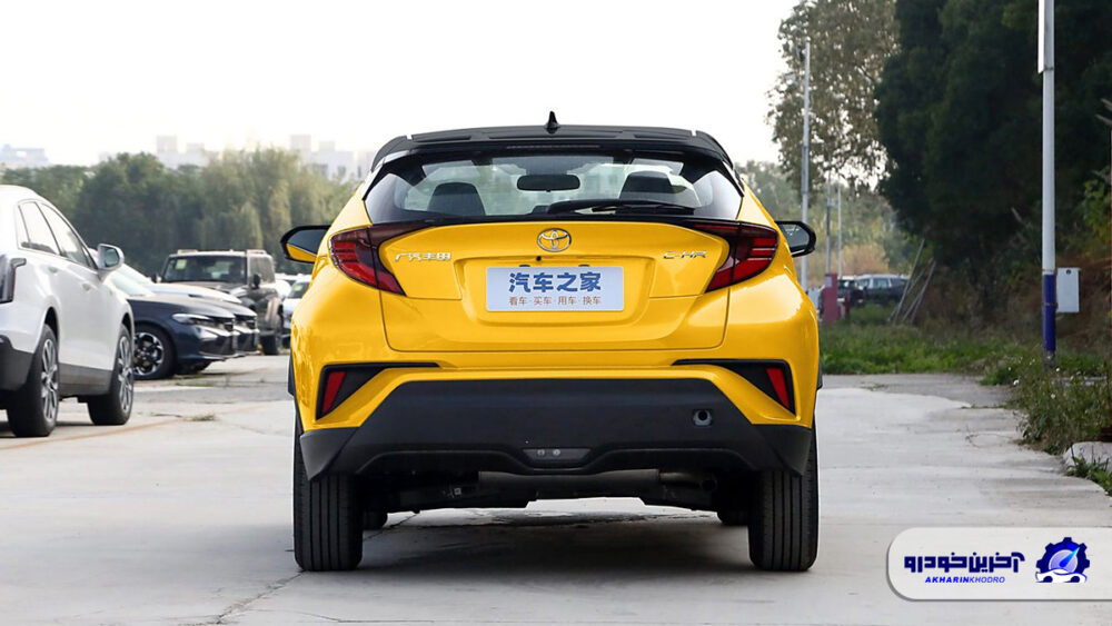 نمای پشت تویوتا C-HR هایبرید