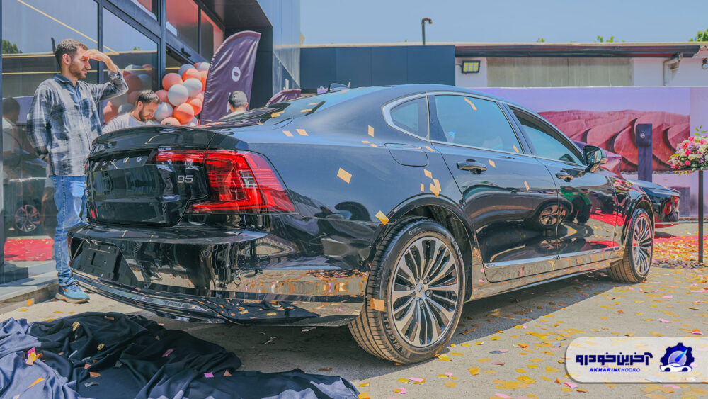 ملاقات با بزرگ ترین سدان وارداتی ؛ ولوو S90 چه مشخصاتی دارد؟