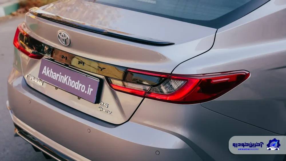 تست و بررسی سدان محبوب ژاپنی ؛ تویوتا کمری هایبرید