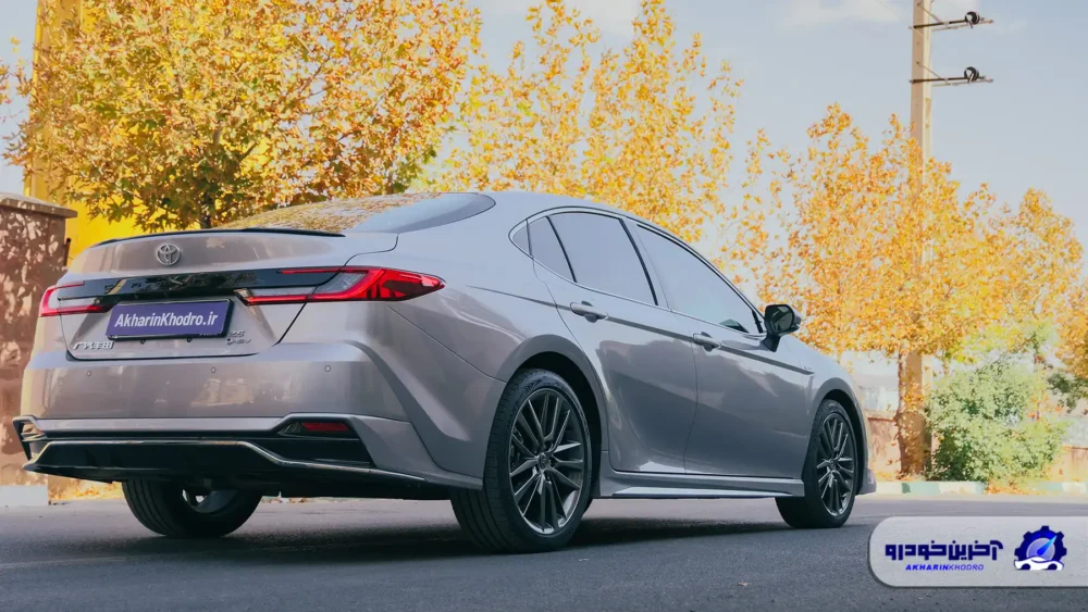 تست و بررسی سدان محبوب ژاپنی ؛ تویوتا کمری هایبرید