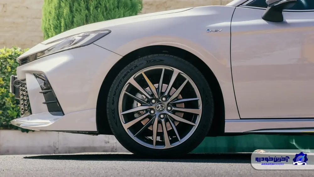 تست و بررسی سدان محبوب ژاپنی ؛ تویوتا کمری هایبرید