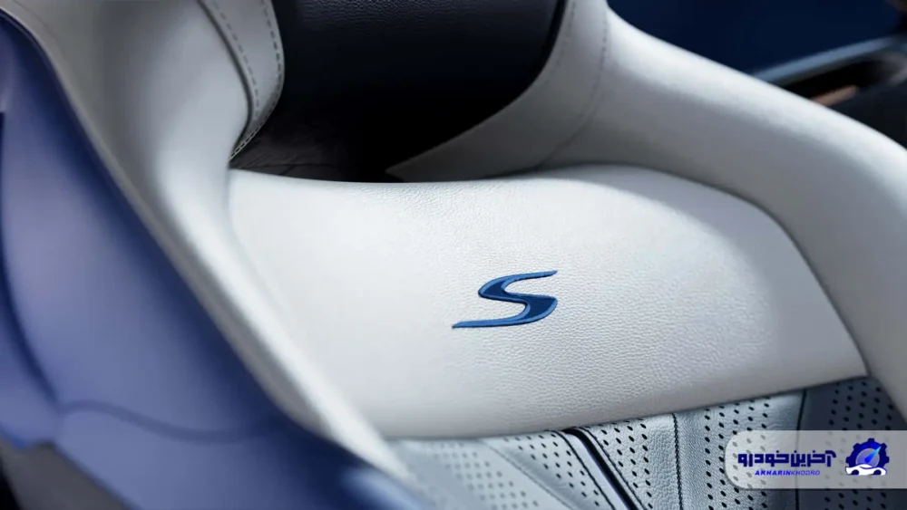 استون مارتین DB12 S