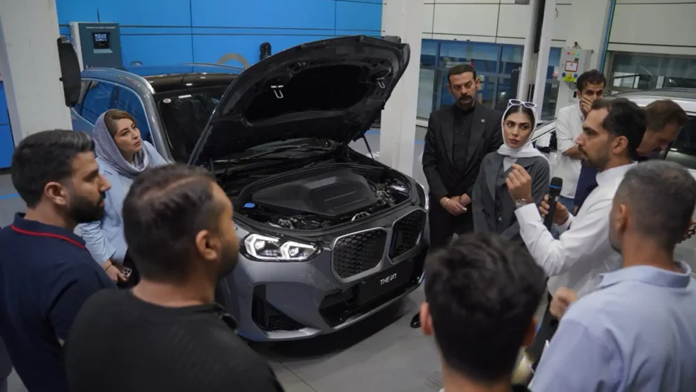 کلاس آموزشی خودروهای برقی BMW iX1 ویژه خریداران اولین بار توسط پرشیا خودرو برگزار شد