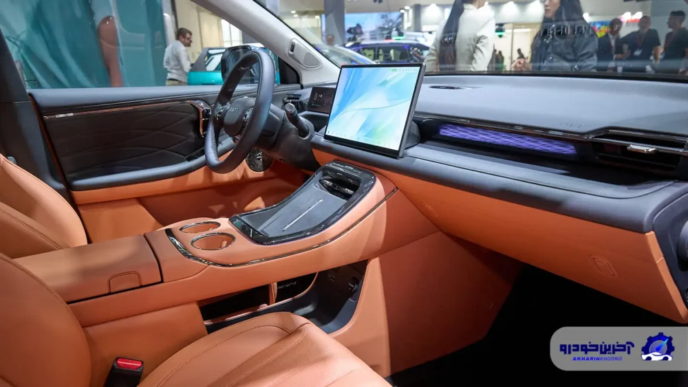 همکاری بزرگ جی ای سی (گک) و مگنا؛ کراس اوور چینی آیون V در کنار مرسدس بنز G کلاس مونتاژ می شود