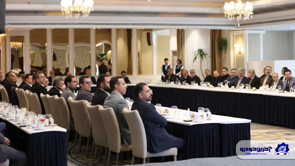 در نشست مشترک گروه بهمن و مشتریان مطرح شد ؛ تکریم مشتریان اصل راهبردی این گروه است