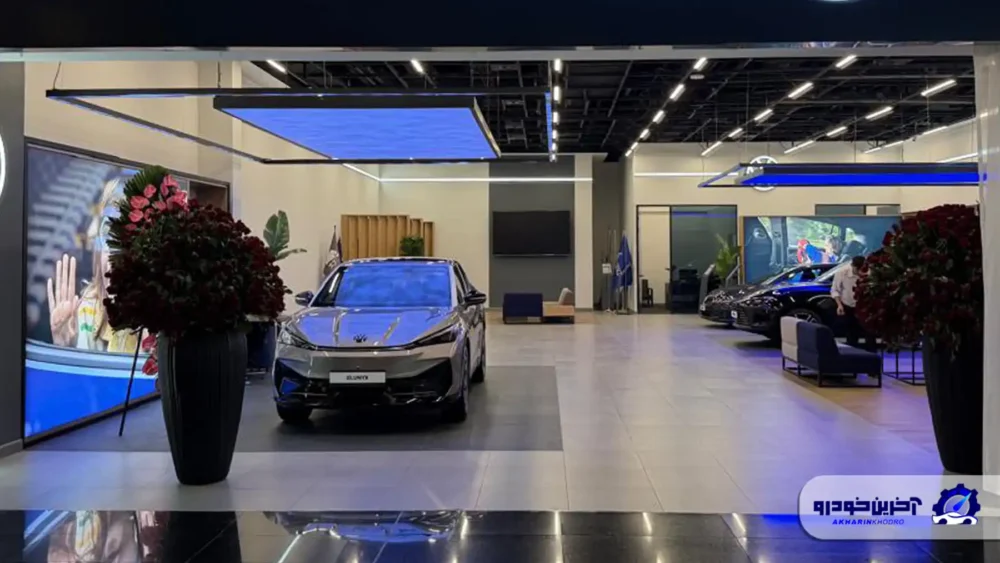 آغاز اجرای توسعه هویت برند ماموت خودرو با افتتاح نخستین شوروم در ایران مال