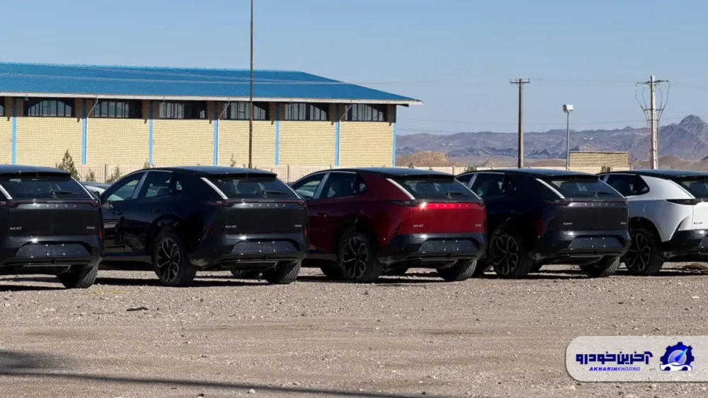 خودروهای وارداتی آفتاب خودرو در گمرک