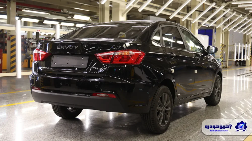 سدان ملی بهمن موتور و ایران خودرو پلاک ملی گرفت