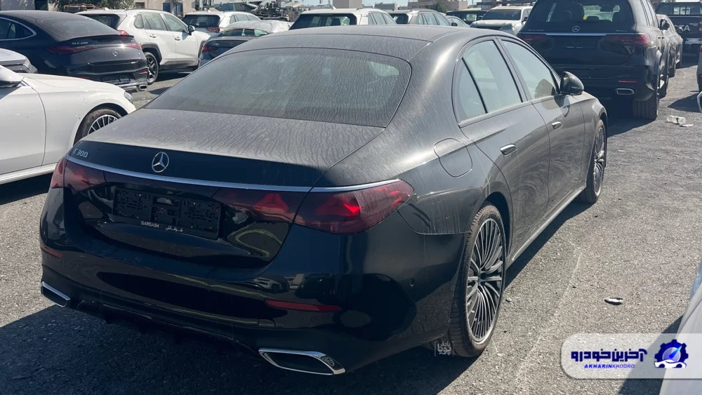 مرسدس بنزهای جدید راسا موتور به گمرک  رسیدند