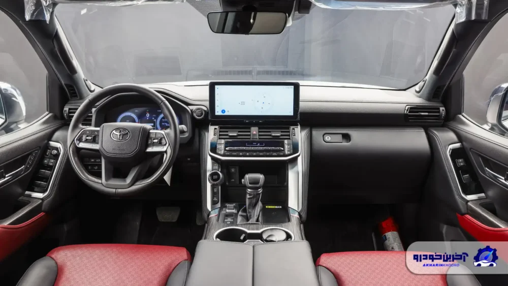 حضرت در لباس نو ؛ نگاهی به لندکروزر اتاق 300 فول با مدل 2025