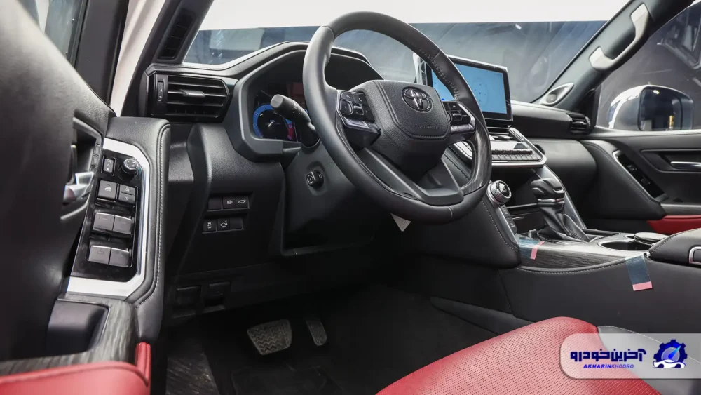 حضرت در لباس نو ؛ نگاهی به لندکروزر اتاق 300 فول با مدل 2025